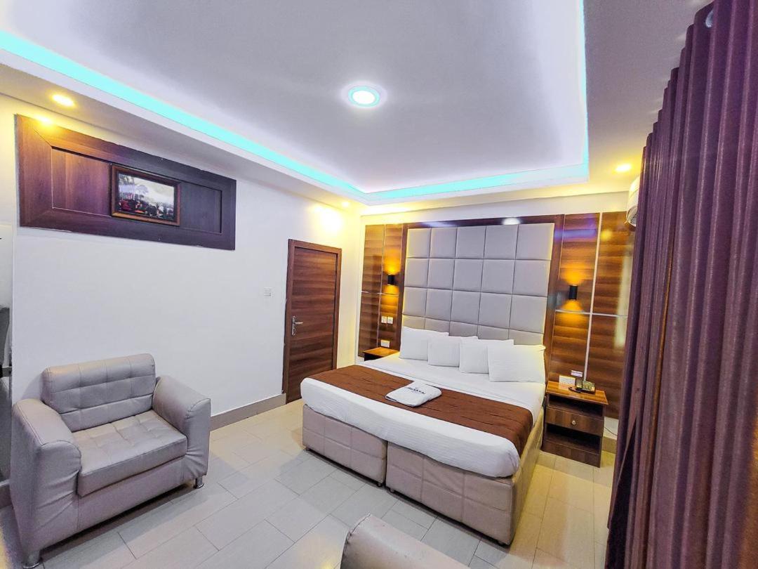 Presken Hotels @ Freedom Way, Lekki Kültér fotó