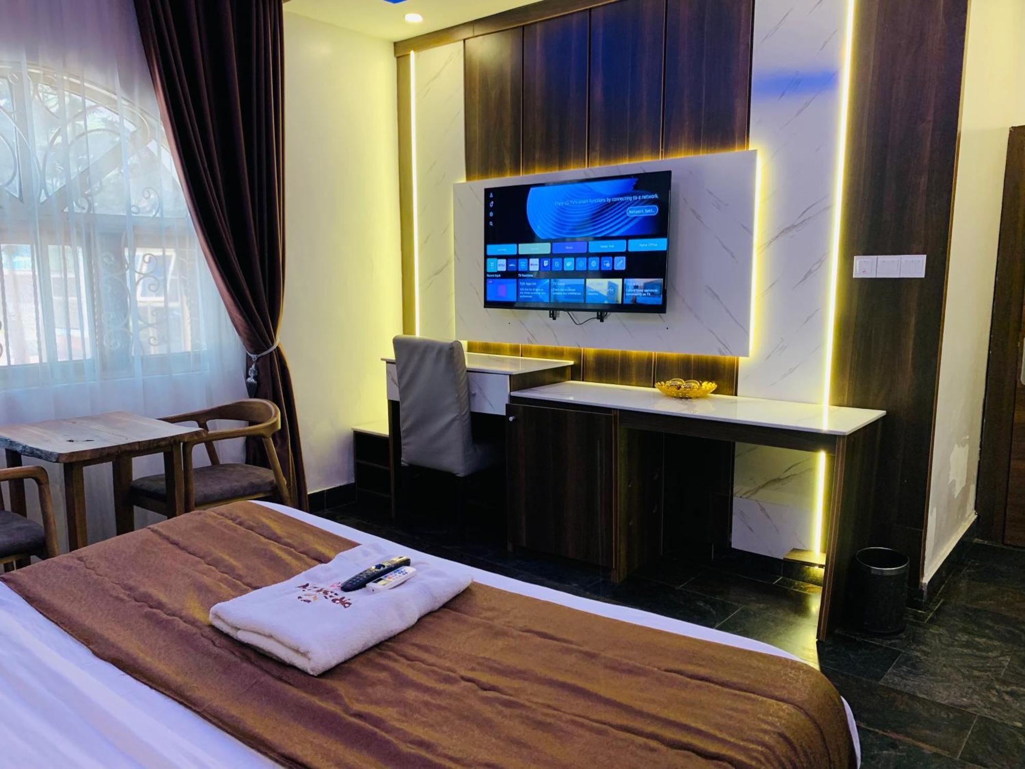 Presken Hotels @ Freedom Way, Lekki Kültér fotó
